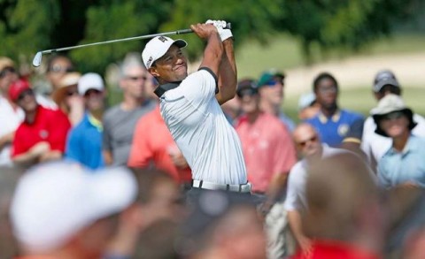 Sẩy chân ở 5 hố cuối, Tiger Woods lại xếp 