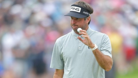 Vượt qua Paul Casey ở loạt playoff, Bubba Watson đăng quang giải Travelers Championship
