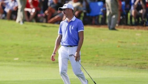 Justin Thomas 'không phục' vì bị phạt một gậy khi để bóng di chuyển trước khi putt