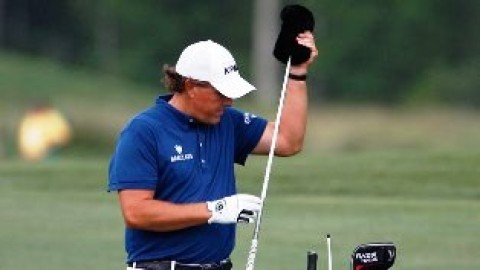 Phil Mickelson bổ sung gậy 3 gỗ Prototype