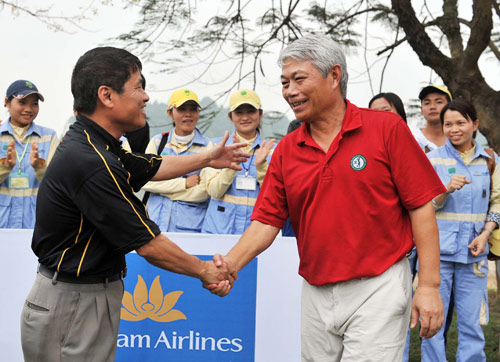 Tay golf Dương Thanh đoạt chức vô địch giải golf Trung niên Vô địch Quốc gia 2010
