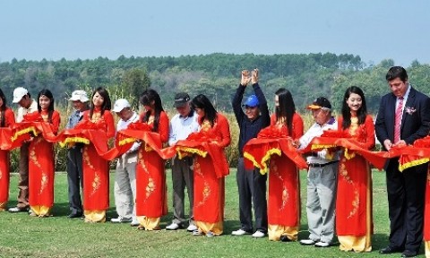 Khai trương sân gôn 18 lỗ Ngôi Sao Đại Lải